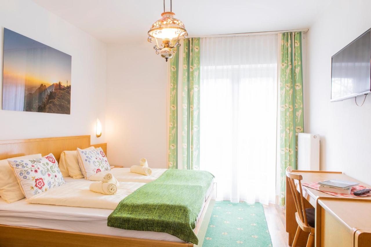 Hotel Garni Weberhausl Strobl Exterior photo